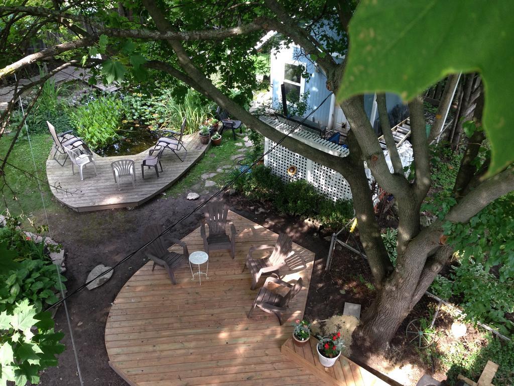 Bondy House Bed & Breakfast Amherstburg Экстерьер фото