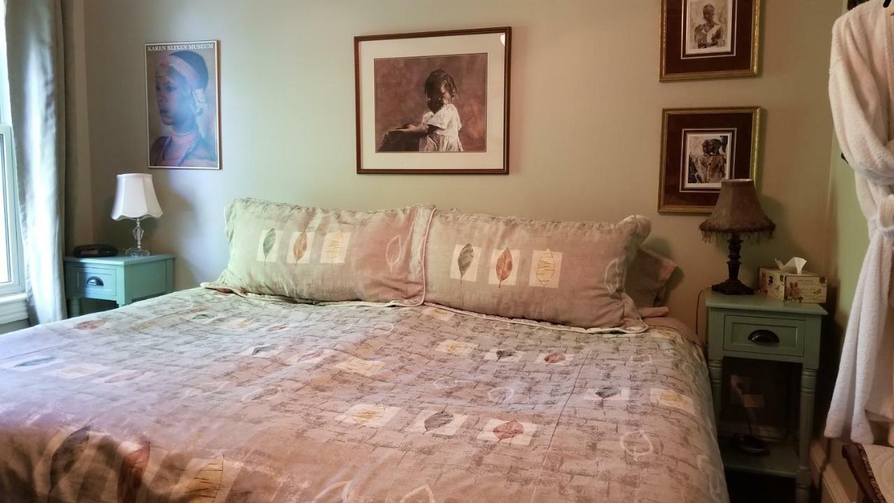 Bondy House Bed & Breakfast Amherstburg Экстерьер фото